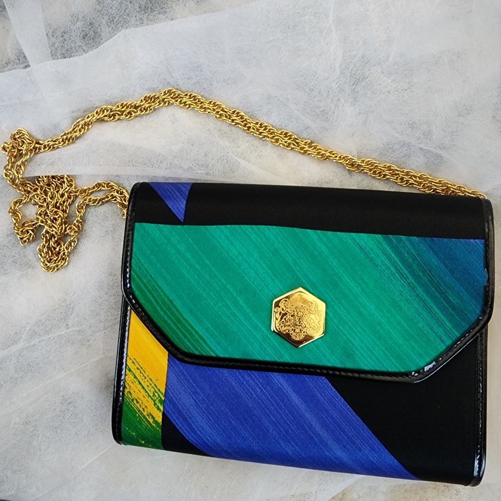Revillon chain clutch